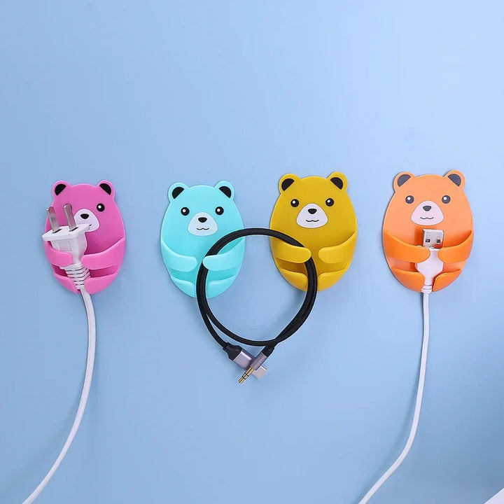 Lisslune | Bear Hug Self-Adhesive Wall Plug Holder