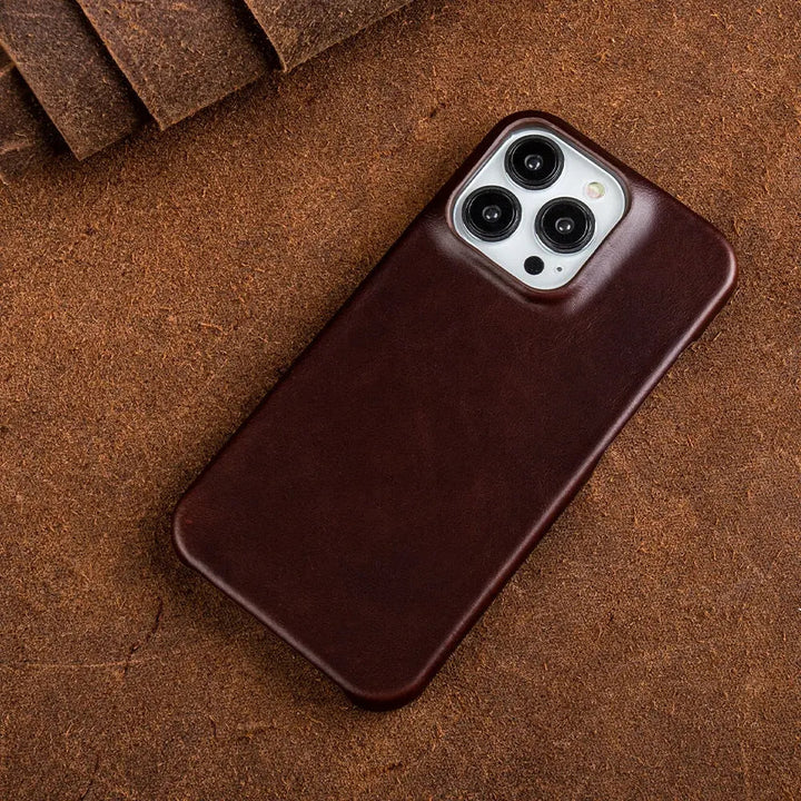 Lisslune | RoyalLeather: Luxurious, handmade case made of genuine cowhide leather for the iPhone