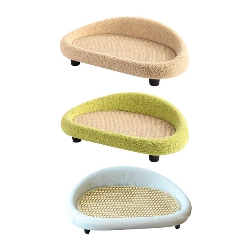Lisslune | Stylish Cat Bed with Scratching Area & Cuddly Pillow