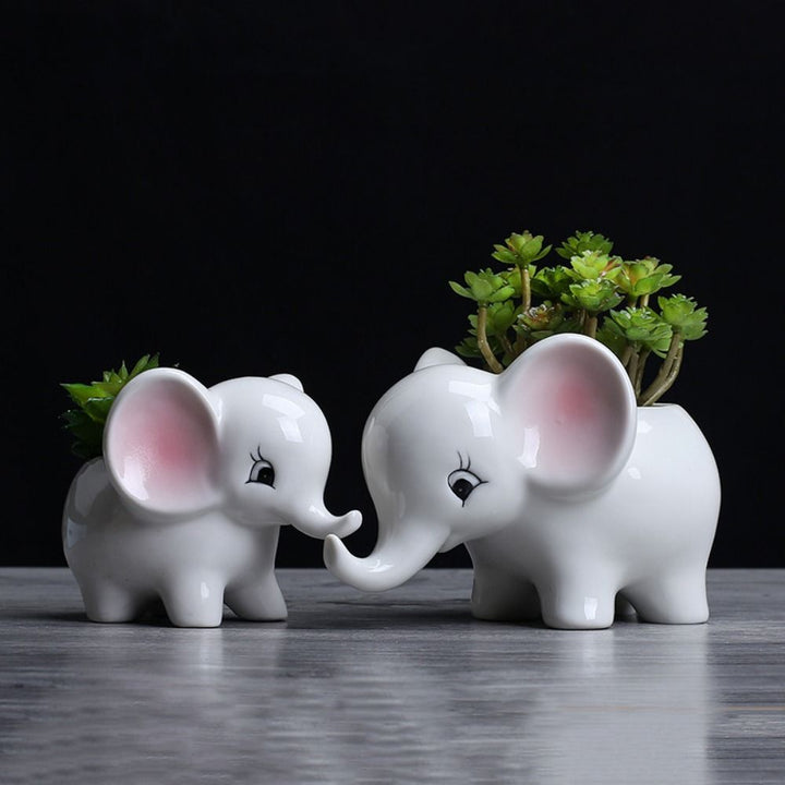 Lisslune | ElephantElegance Sculptural Planter – Modern Decorative Elephant-Inspired Design