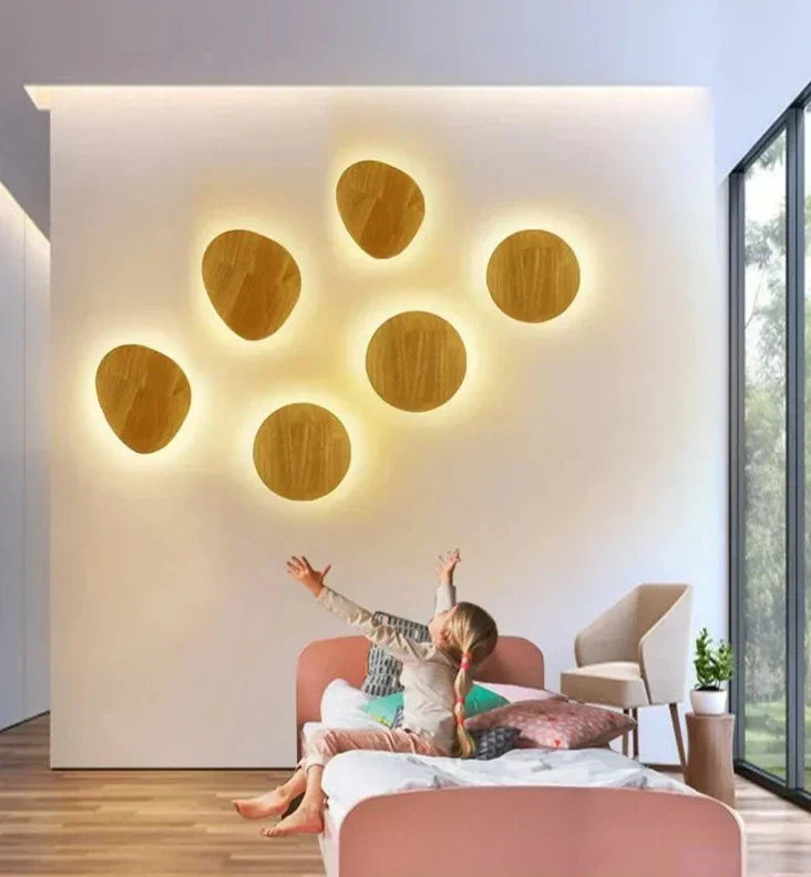 Lisslune | ForestLite - Wooden Wall Lamp
