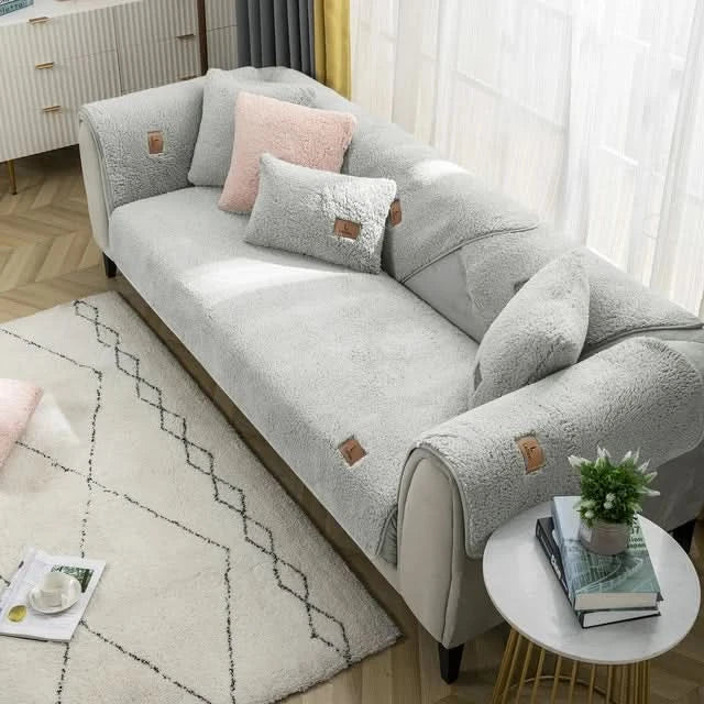 Lisslune | CozyShield - Elegant and protective stretch sofa cover