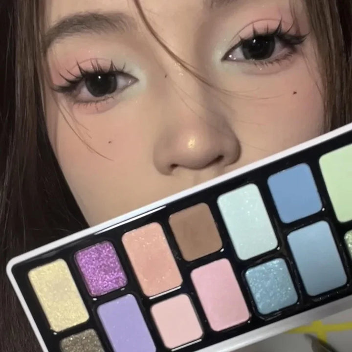 Rynx | Eyeshadow palettes Blue Green Earth tones Eyeshadow Spring Summer Cool tones Shadow Palette Matte Eye pigments Korea Makeup