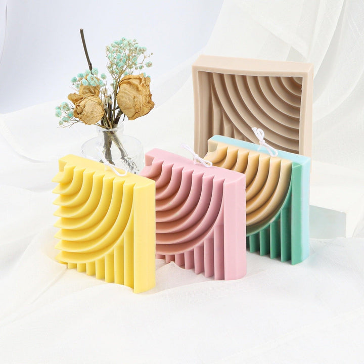 Lisslune | Versatile round silicone mold for DIY candles and treats