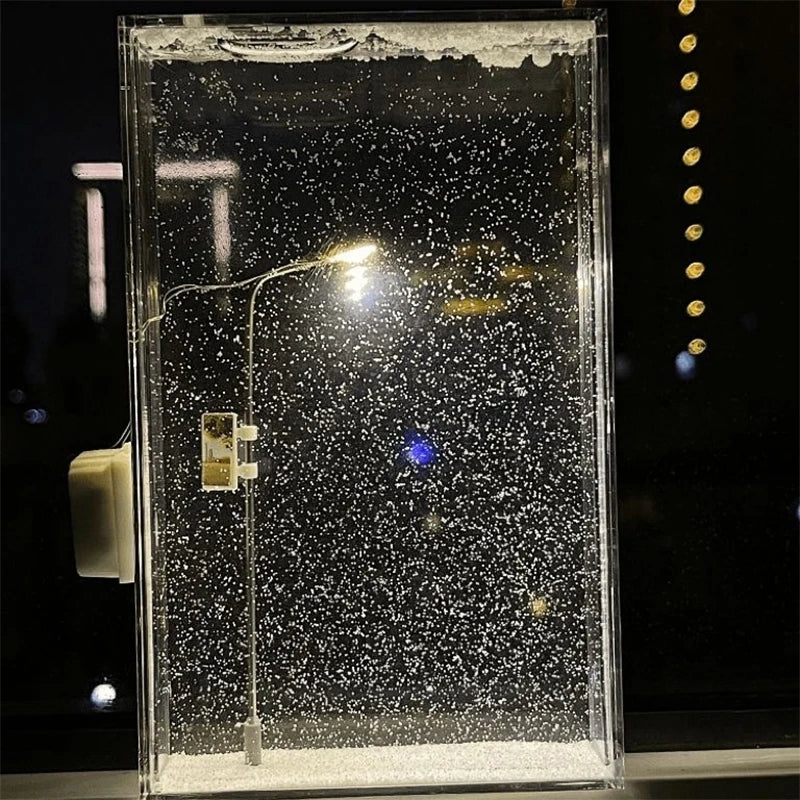 Lisslune | LED Streetlamp Snowfall Effect Decor