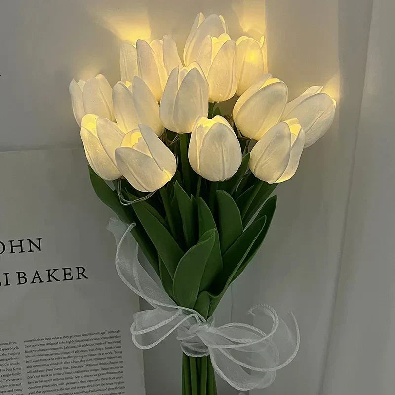 Lisslune | TulipGlow - Portable LED Tulip Night Light