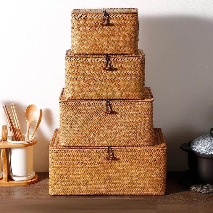 Lisslune | Natural Seaweed Laundry Basket with Lid - Stylish Basket for Bath Items, Cosmetics, and Towels