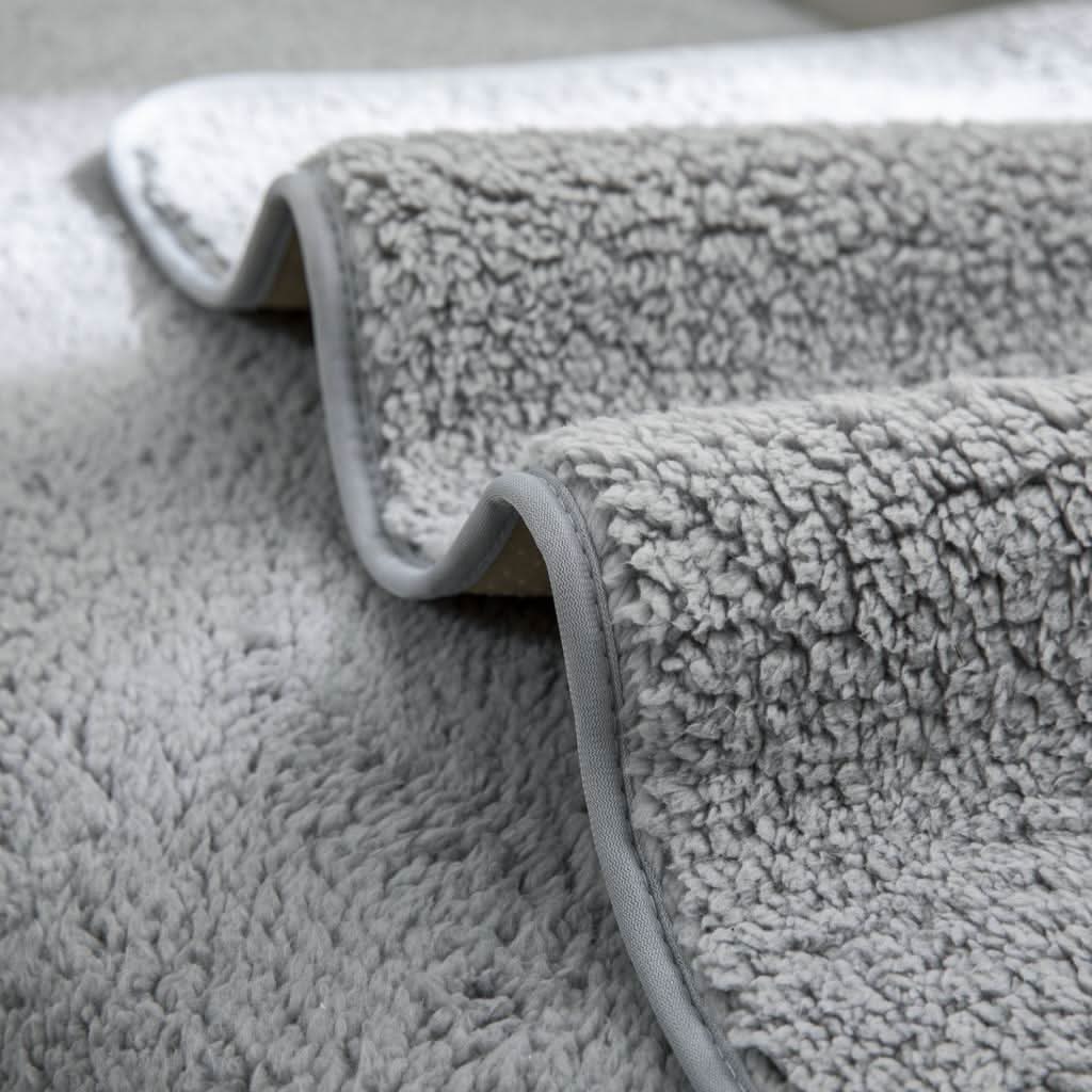 Lisslune | CozyShield - Elegant and protective stretch sofa cover