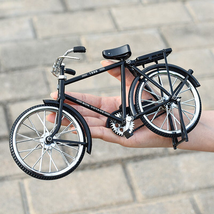 Lisslune | Retro Classic Bike Model Lighter