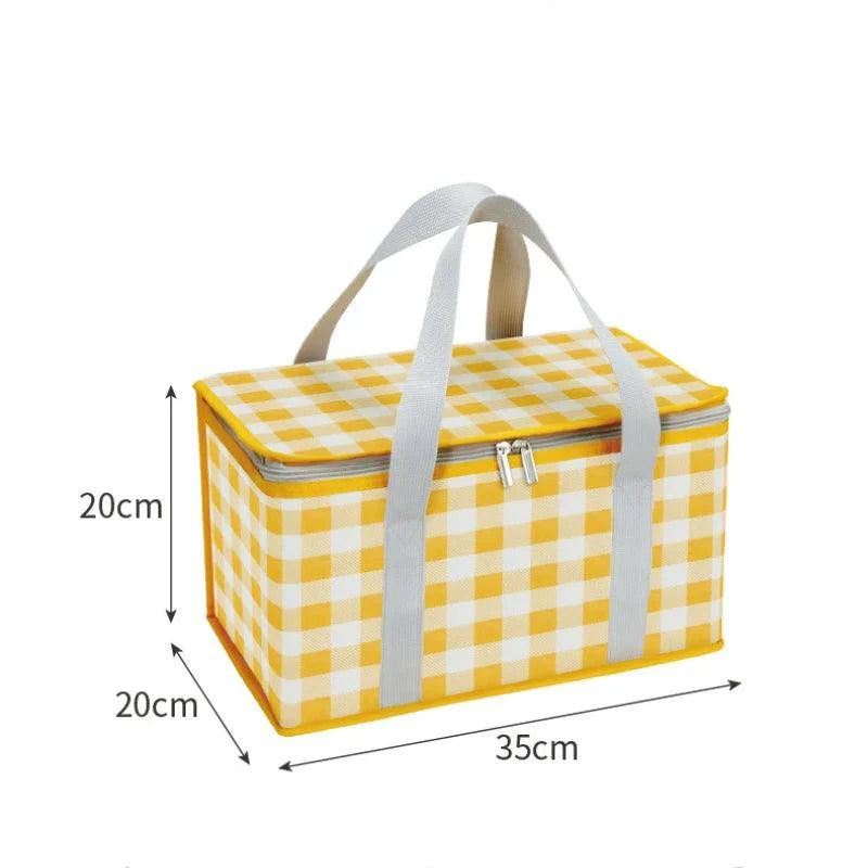 Lisslune | Stylish Outdoor: Versatile Waterproof Picnic Handbag with Easy Cleaning Features