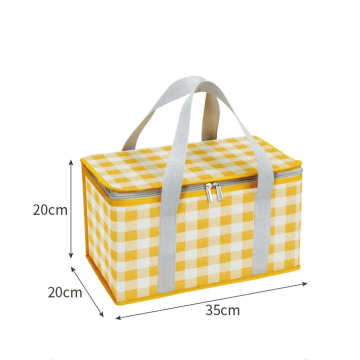 Lisslune | Stylish Outdoor: Versatile Waterproof Picnic Handbag with Easy Cleaning Features