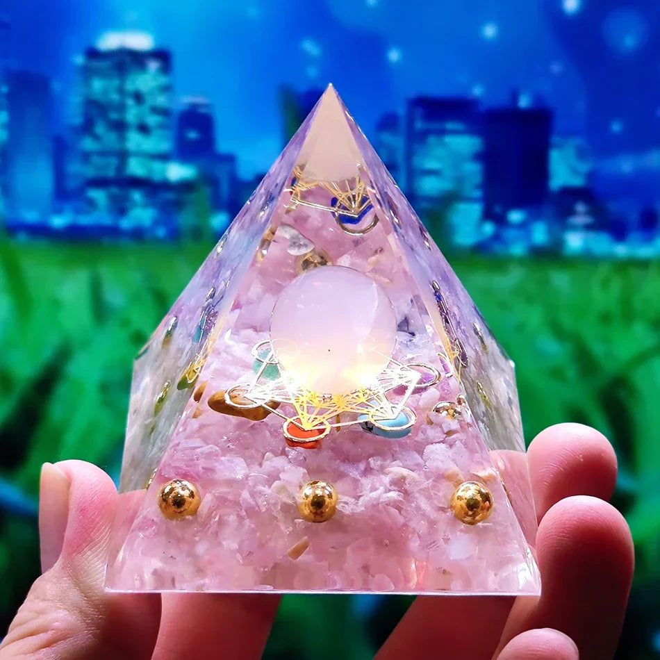 Lisslune | Orgonite Pyramid with Amethyst Pendulum – Energy, Protection and Decoration