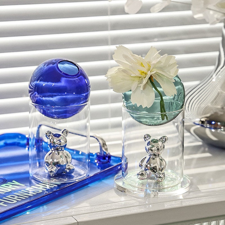 Lisslune | CosmicBear - Elegant glass vase with unique design
