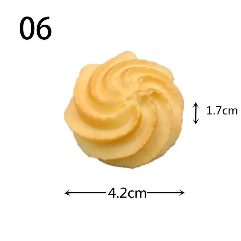 Lisslune | Life-like Cookie Display Collection - 16 realistic models for bakery windows and photography