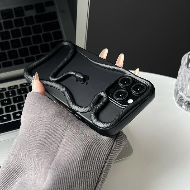 Lisslune | Plating Weicher Gummi Rahmen Hohler Schlange Handyhülle Für iPhone 11 12 13 14 15 16 Pro Max Objektivschutz Unregelmäßige Stoßfeste Hülle