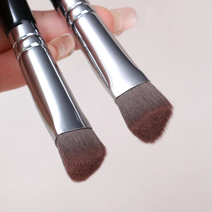Rynx | Triangle Foundation Concealer Brush Angled Face Contouring Highlighter Brush Cover Under-Eye Dark Circles Makeup Brush Tools