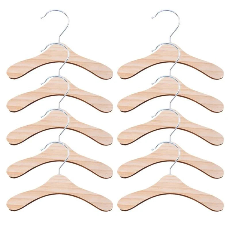 Lisslune | 10-piece wooden dog clothing hangers - Sturdy and lightweight organizers for pet clothing