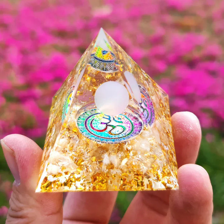 Lisslune | Orgonite Pyramid with Amethyst Pendulum – Energy, Protection and Decoration