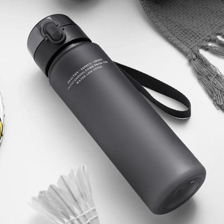 Lisslune | DraagDrink Water Bottle – Leakproof & BPA-free for Sports, Work & Travel