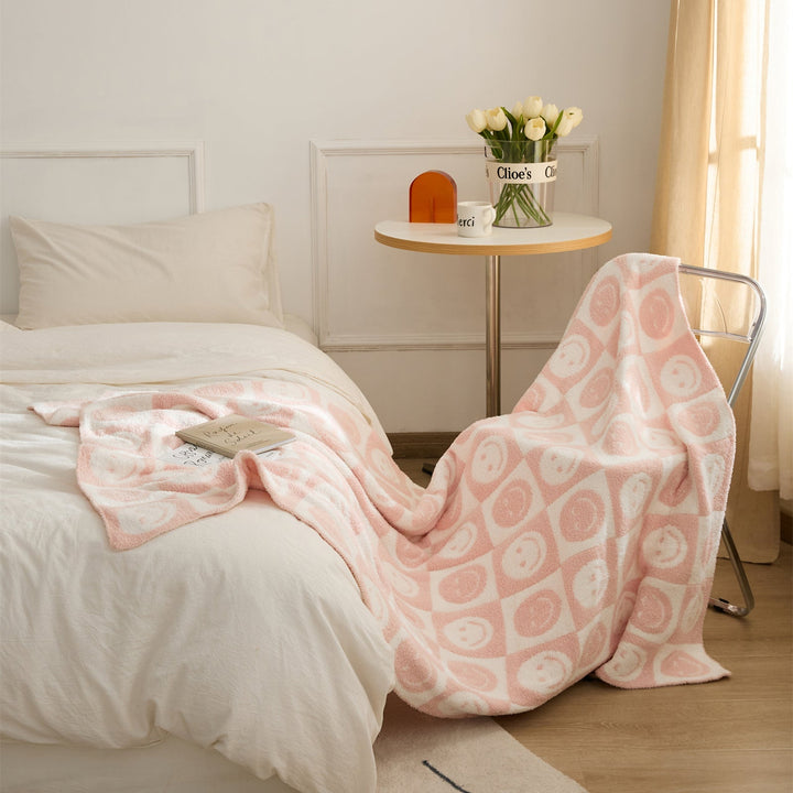 Lisslune | Smiley Checked Blanket