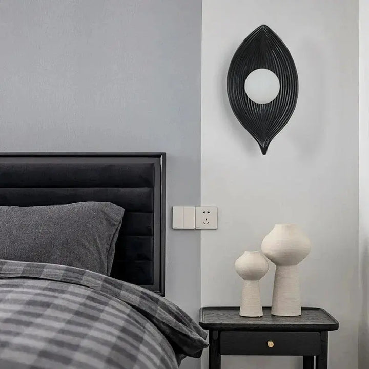 Lisslune | Wall lamp LED leaf gold Elegant