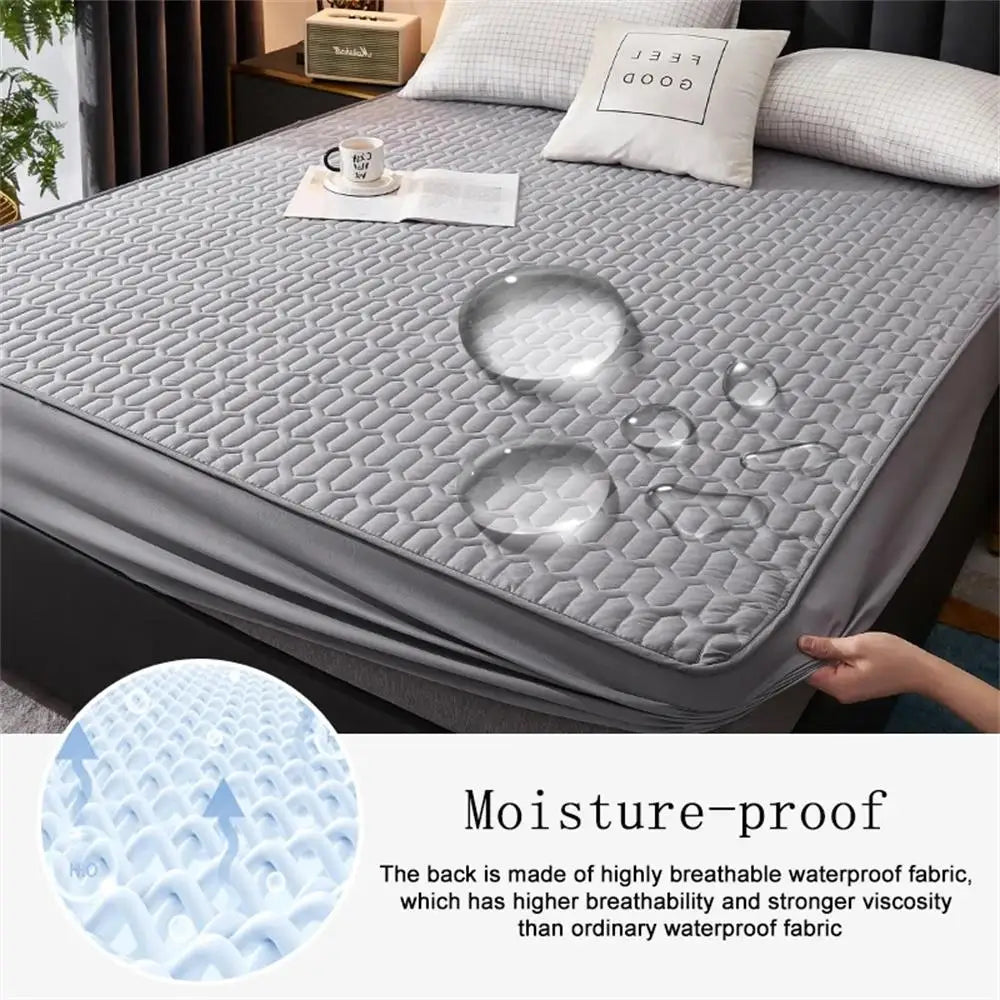 Lisslune | Waterproof Ultra-Soft Fitted Latex Mattress Pad Cover