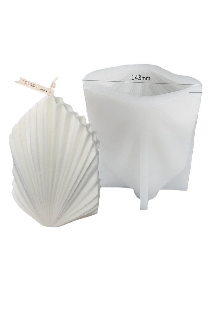 Lisslune | Fan Candle Shape