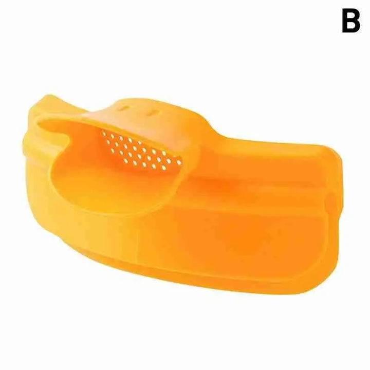 Lisslune | Easy Clean Silicone Soup Pouring Nozzle