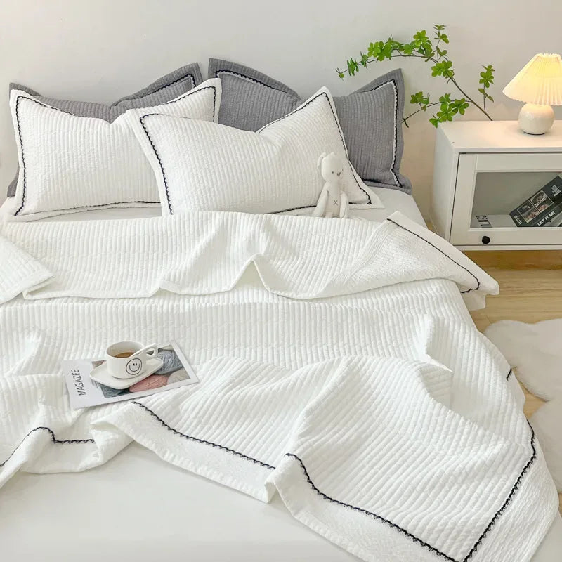 Rynx French Style Quilted Single Double Blanket for Summer Bubble Yarn Air Conditioning Queen Quilt Elegance Princess Thin Comforter