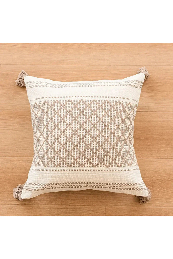 Lisslune | Tufted Beige Cushion Cover