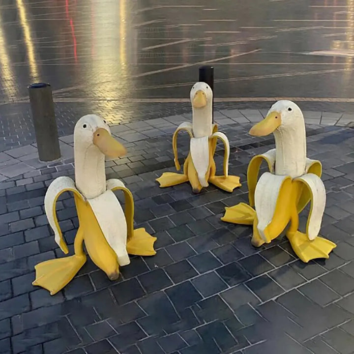 Lisslune | Peeled Banana Duck Face Garden Decor