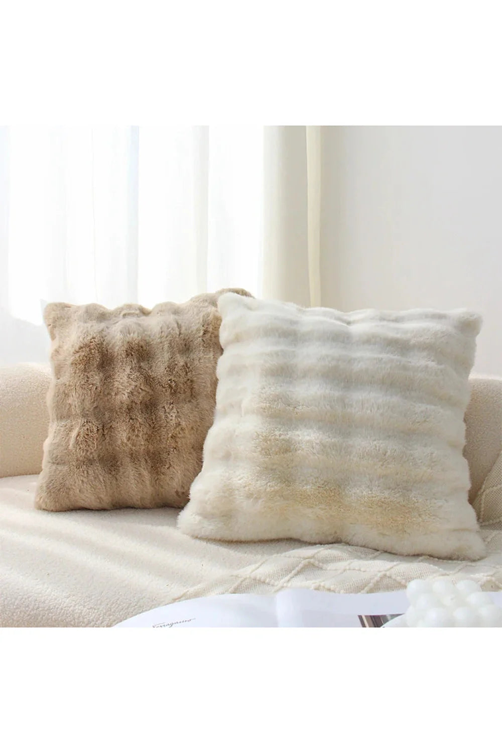 Lisslune | Cream plush pillowcase