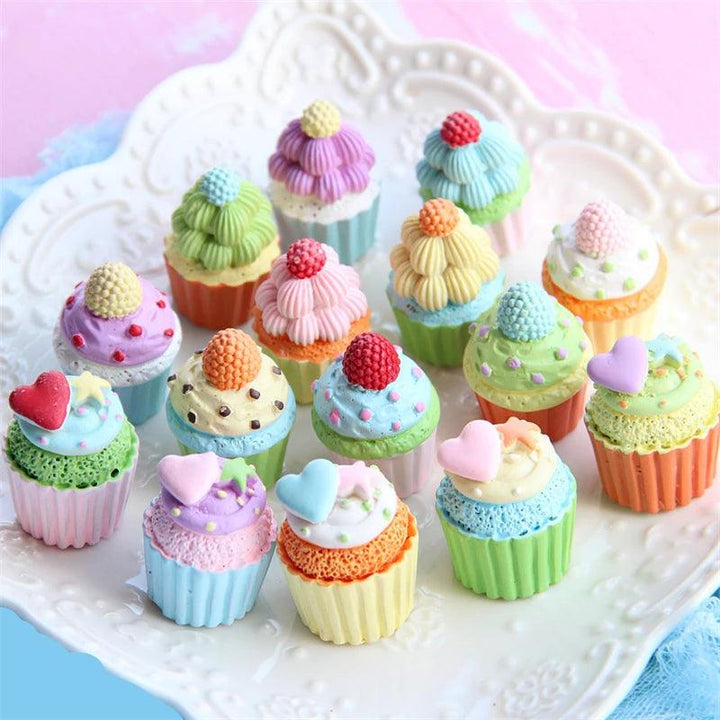Lisslune | Kawaii 5-piece Miniature Strawberry Heart & Star Resin Cupcake Making Set