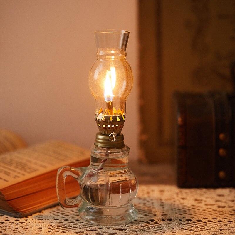 Lisslune | Vintage Kerosene Oil Lamp