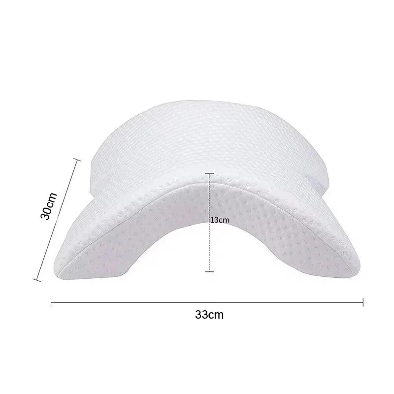 Lisslune | U-shaped, curved pillow