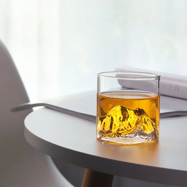 Lisslune | Whiskey glass Mountain with 3D mountains