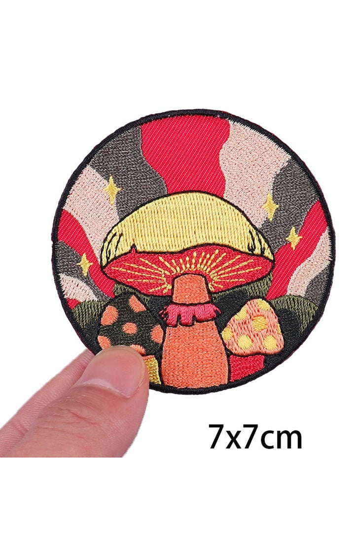 Lisslune | Follower Embroidery Patches