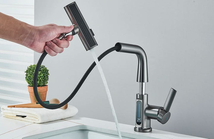 Lisslune | LUXOR - Modern digital washbasin tap