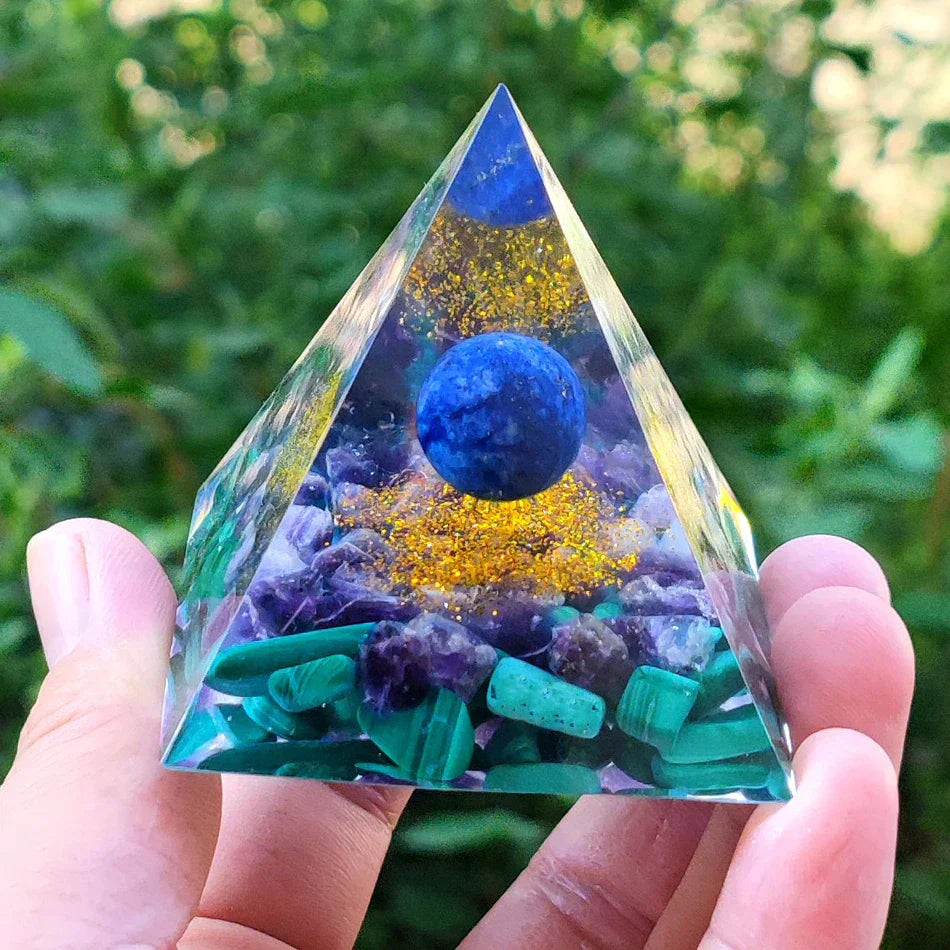 Lisslune | Orgonite Pyramid with Amethyst Pendulum – Energy, Protection and Decoration