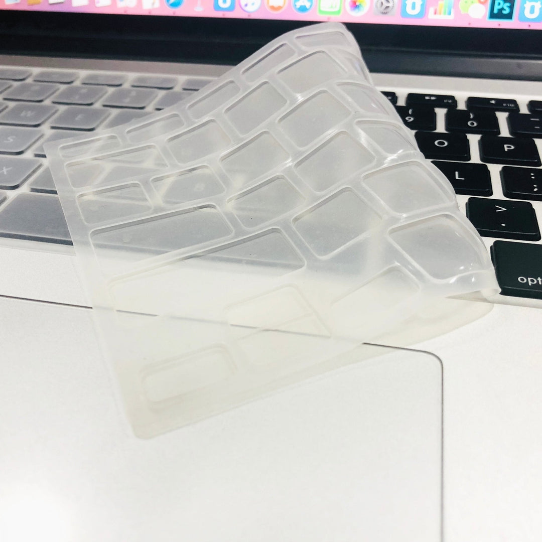 Lisslune | Silicone keyboard cover for Apple MacBook Air & Pro