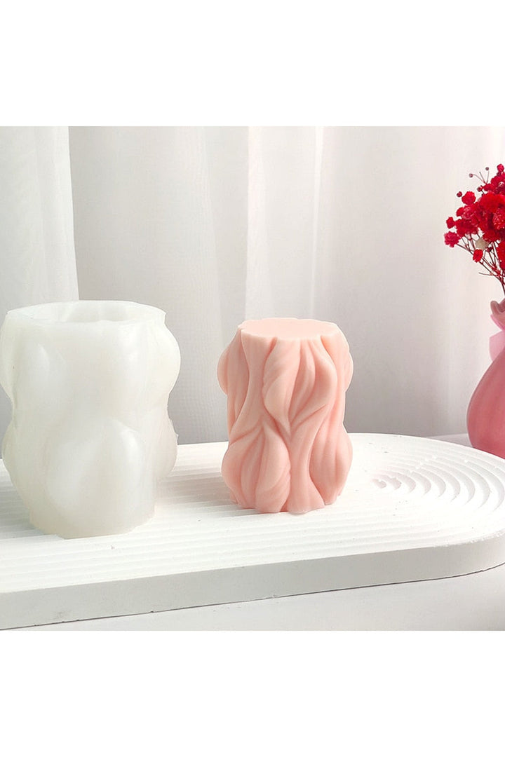 Lisslune | geometric candle shape