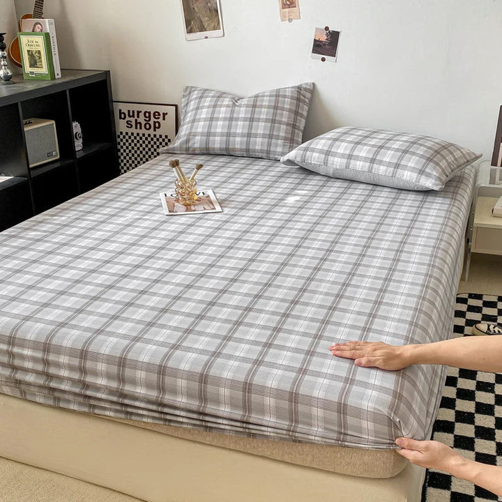 Rynx | Checkered Collection Fitted Sheet with Elastic Bands Non-Slip Adjustable Mattress Protector for Double-King-Queen Bed 90 150 180x200