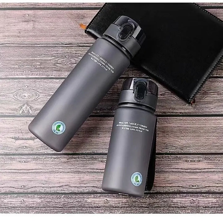 Lisslune | DraagDrink Water Bottle – Leakproof & BPA-free for Sports, Work & Travel