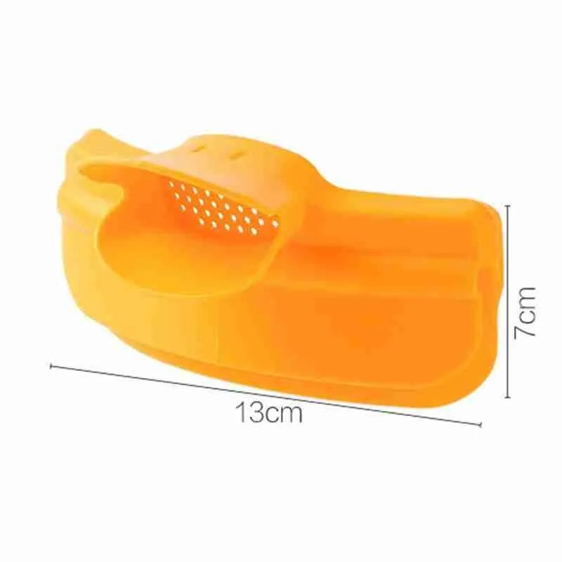 Lisslune | Easy Clean Silicone Soup Pouring Nozzle