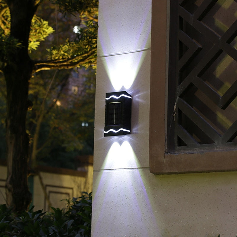 Lisslune | SolarMajesty - Elegant Outdoor Solar Lamp