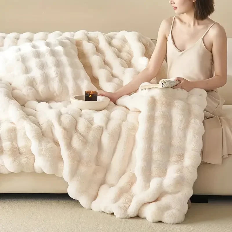 Lisslune | PlushCozy | Synthetic Fur Winter Blanket