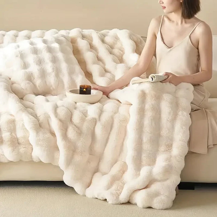 Lisslune | PlushCozy | Synthetic Fur Winter Blanket