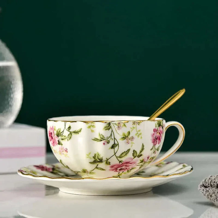 Lisslune | Elegant Bone China Porcelain Coffee Cup - Luxurious and Unique Design