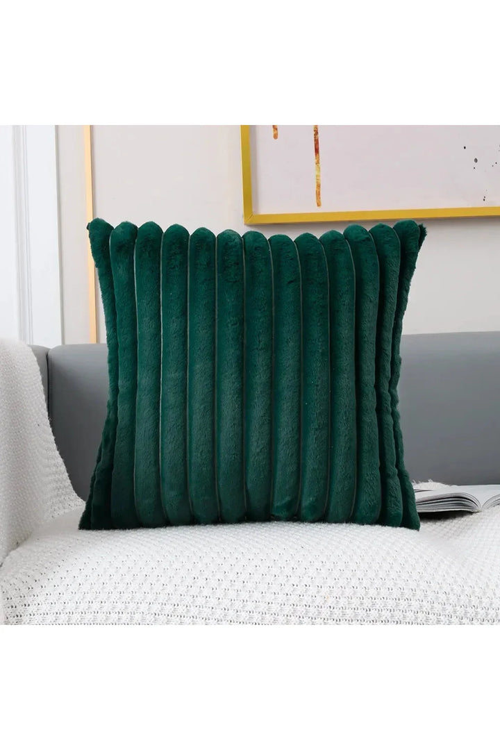 Lisslune | White plush pillow cover