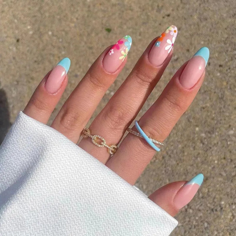 Rynx | Cute Small Flowers Nude Color Nail Art Simple Style Artificial Nails Removable Ready-made Artificial Nails To Stick On with Glue